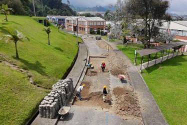 Fotos I Cortesía Sena para LA PATRIA   Nuevos espacios y mantenimiento vial al servicio de la comunidad del Sena Caldas.