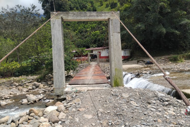 El puente colgante Bedoya, en Pueblo Nuevo, Pensilvania (Caldas).