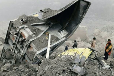 Una explosión en una mina de carbón causó la muerte de, al menos, 16 trabajadores. Aún no se ha podido determinar la cifra de las personas atrapadas.