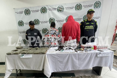 Los 4 allanamientos para aprehenderlos se dio este martes (10 de febrero), a cargo de la Fiscalía 20 Local EDA de Manizales, con apoyo de la Policía y la Fiscalía.