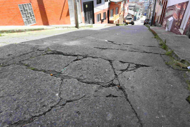 Piden reparación de calle de las Américas