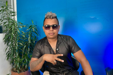 Conozca este artista de salsa barranquillero que llegó Manizales a sonar con sus canciones