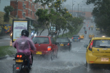 Las lluvias acumuladas superaron los 170 milímetros en Manizales entre el 10 de enero y el 3 de febrero. Autoridades advierten sobre riesgos de deslizamientos y crecientes.