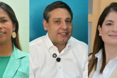 Érika Muñoz, candidata a la Cámara por Caldas de la coalición Pacto Histórico-Alianza Verde; Mauricio Lizcano, precandidato a la Presidencia, y Paula Toro, candidata a la Cámara por Caldas por el partido Alianza Social Independiente.