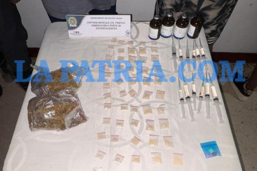 De cuatro capturados, uno aceptó cargos y a la mujer, a quien no imputaron, le otorgaron la libertad.