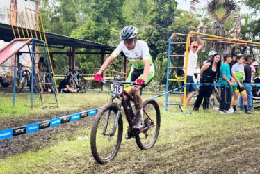Corredores quindianos obtuvieron podios y posiciones destacadas en la válida nacional de MTB realizada en Calarcá.