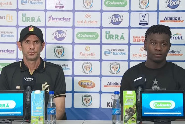 Arturo Reyes (i) y Santiago Aguilar (d) fueron autocríticos pero dijeron estar comprometidos con el equipo 