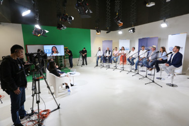 El desarrollo de Caldas, proyectado por nueve candidatos a la Cámara de distintas corrientes políticas: foro liderado por el Comité Intergremial.