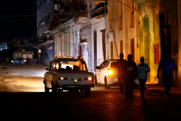 El Gobierno de Cuba denuncia que la crisis energética en la isla se ha agravado debido al bloqueo petrolero de Estados Unidos. 