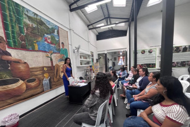 30 mujeres del Eje Cafetero inician proceso empresarial con apoyo de la Alcaldía