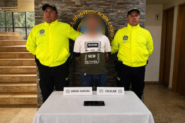 Alias ‘Bombillo’ fue capturado en Armenia durante un operativo de la Policía. Era requerido por múltiples delitos y hacía parte del cartel de los más buscados.