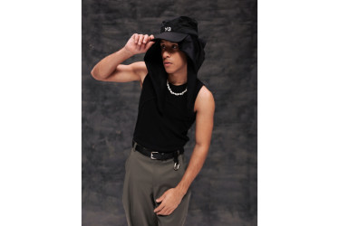 Con esta canción el artista apuesta por sonidos contagiosos y experiencias sensoriales que conecten con el público joven latino.