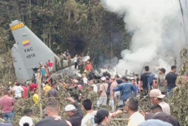 De 114 pasajeros y 11 tripulantes del avión accidentado en Putumayo, al menos 48 sobrevivieron. Se desconocen las causas del siniestro.