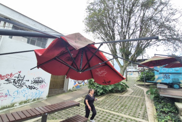 Bulevar de la 48 reclama reparaciones