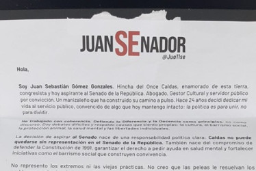 A un edificio de Manizales llegaron cartas de la campaña al Senado del representante a la Cámara caldense Juan Sebastián Gómez (Nuevo Liberalismo).