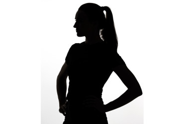 La silueta clásica del retrato de una mujer