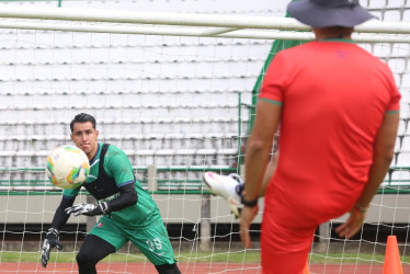 Once Caldas y la Liga BetPlay I 2026 - Joan Felipe Parra, titular en el Once Caldas para enfrentar al Deportivo Cali.