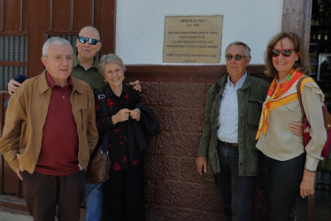 En el pueblo patrimonio de Caldas develan placa para recordar a médico y escritor destacado
