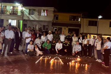 Montebonito, en Marulanda (Caldas), conmemoró 20 años de la toma guerrillera con actos simbólicos para honrar a las víctimas y fortalecer la memoria histórica.