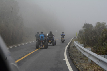 Este fin de semana hay pico y placa ambiental en la vía Manizales - Murillo, carretera que bordea el volcán Nevado del Ruiz. 