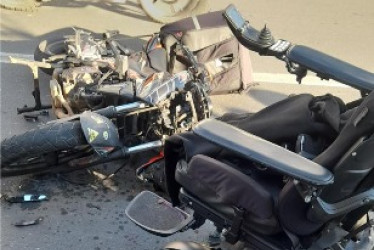 Autoridades de tránsito atendieron el accidente ocurrido en la avenida 14 de Octubre de Armenia, donde murió un joven que se movilizaba en silla de ruedas.