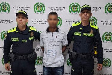 El sujeto, condenado a 18 años, debe enfrentar un nuevo proceso por estar armado.