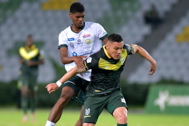 Deportes Quindío no logró romper el empate en el Centenario pese a generar varias opciones de gol ante Real Santander.