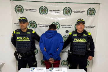 La captura la adelantaron en el sector Paso del Pollo, en Risaralda (Caldas). Los seguimientos permitieron determinar que el 4 de marzo vendió cocaína y sus derivados, con un peso de 1,6 gramos