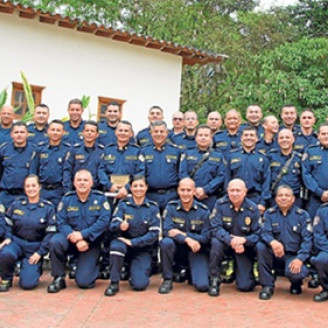 Fotos | Argemiro Idárraga | LA PATRIA Integrantes del Cuerpo de Bomberos de Manizales durante la conmemoración de sus 100 años de servicio a la comunidad.