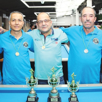 Foto | Argemiro Idárraga | LA PATRIA Marino Guerrero Hernández, organizador; Hernán Hernández, campeón; Antonio Tabares; Fabio Giraldo, subcampeón; y Giovanny Londoño.