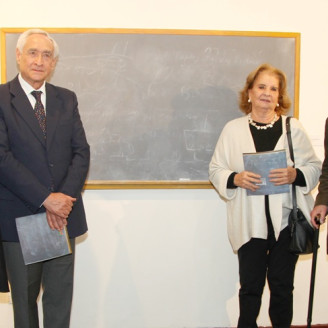 Álvaro Uribe, Luz María Calderón, Gabriel Barreneche, Elvira Escobar, Santiago Cárdenas y Jorge Alberto Gutiérrez.