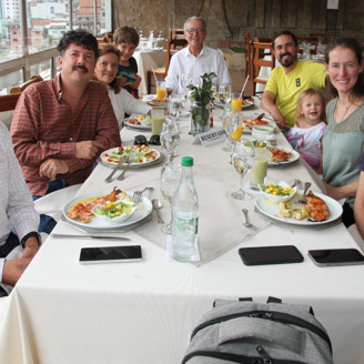 Juan Martín Dussán, Santiago Dussán, Patricia López, Elian Riggembach, Álvaro Dussán, Pablo Andrés Dussán, Naia Riggembach, Annina Riggembach y Camila Villegas.