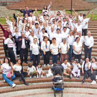 Foto | Henry Giraldo | LA PATRIA 64 miembros de la familia Jiménez Herrera se reunieron en Manzanares (Caldas). Aunque la mayoría nacieron en Marulanda (Caldas), vivieron gran parte de su vida en la ciudad cordial. Los 17 hermanos aún están vivos.