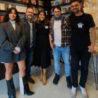 Valentina Arias, Héctor Ramírez, Ximena Cardona, Daniel Marín y Juan Camilo García.
