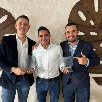 Reconocimiento al gerente del Hospital