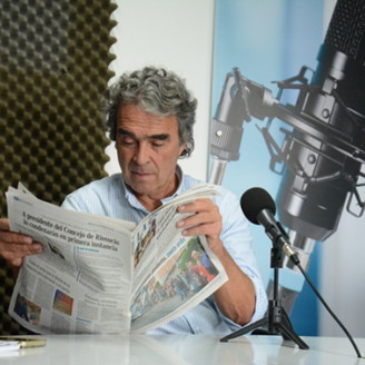 Leyendo la sección Educación Foto | LA PATRIA