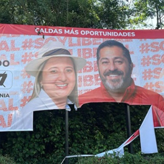 Vandalismo en vallas Foto | Tomada del Facebook de Octavio Cardona | LA PATRIA