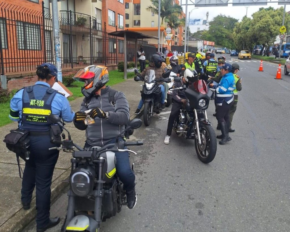 La Secretaría de Movilidad anunció más controles en las vías durante la Feria y cierres temporales por eventos, programe bien sus desplazamientos.