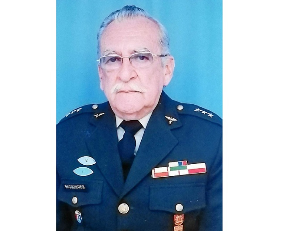 Hermann Rodríguez Hoffmann se desempeñó como cirujano plástico en Bogotá y los últimos años de vida profesional los pasó en Manizales. Hizo parte de la reserva del Ejercito Nacional y del Tribunal de Ética Medica.