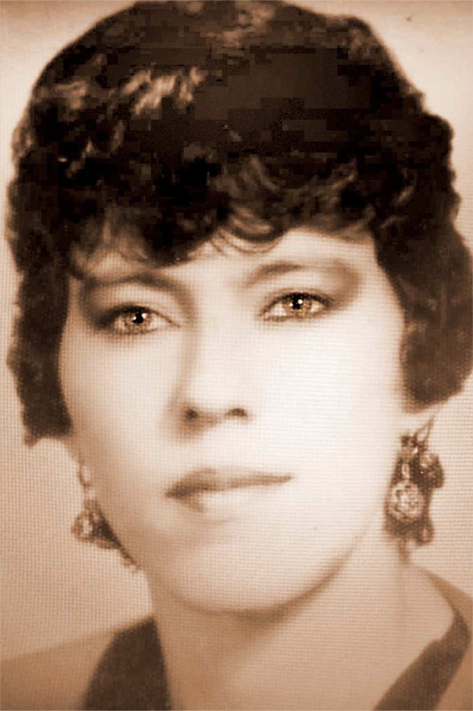 Hoy al conmemorar el segundo aniversario de tu partida, te recordamos con amor, porque fuiste una gran Mujer, Esposa y Madre Extraordinaria, una Abuela incomparable; y un ser de Luz desbordada siempre de amor por su familia. Te amamos y te extrañamos hoy y lo haremos por el resto de nuestras vidas. Su esposo e hijas invitan a la misa que se celebrará en la Parroquia Nuestra Señora del Rosario de Chipre el domingo 16 de abril a las 5:00 p.m.