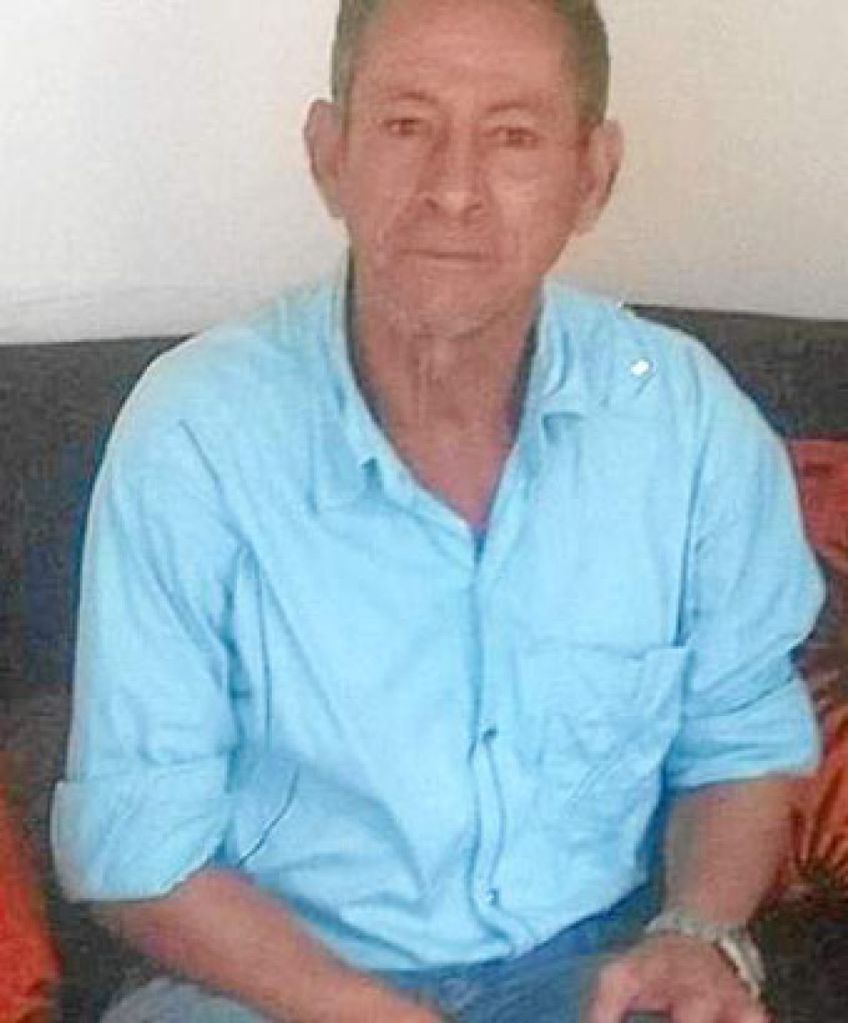 Con gran nostalgia, la comunidad Samaneña despidió a Luis Carlos Duque Cardona, quién falleció luego de padecer una enfermedad. Fue integrante del Cuerpo de Bomberos de Samaná por más de dos décadas, institución en la que se ganó la admiración y afecto de sus compañeros y superiores, recibió felicitaciones por su abnegación y entrega con el cuerpo bomberil. Su féretro fue trasladado a las instalaciones del Cuerpo de Bomberos, donde permaneció en cámara ardiente. Una gran multitud lo acompaño hasta el cement