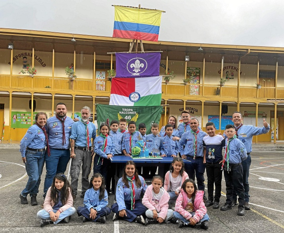 Foto | Cortesía | LA PATRIA Grupo de scouts en la escuela Policarpa Salavarrieta de Aranzazu.