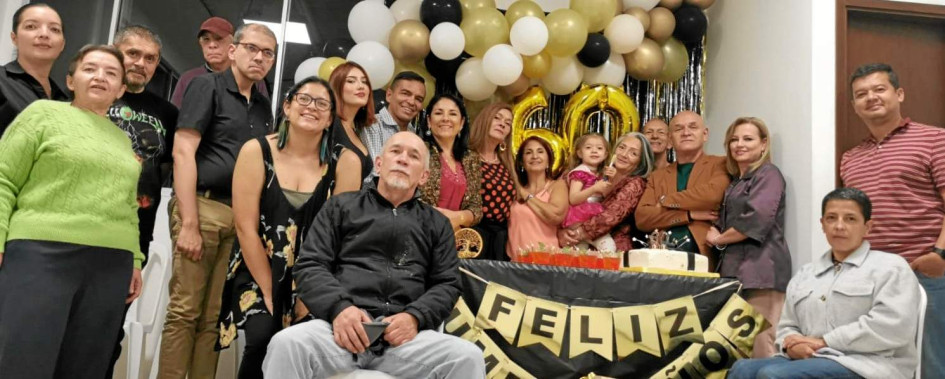 Foto | Lector | LA PATRIA Gloria Galvis Mejía se reunió en su residencia con su familia para celebrar sus 60 años.