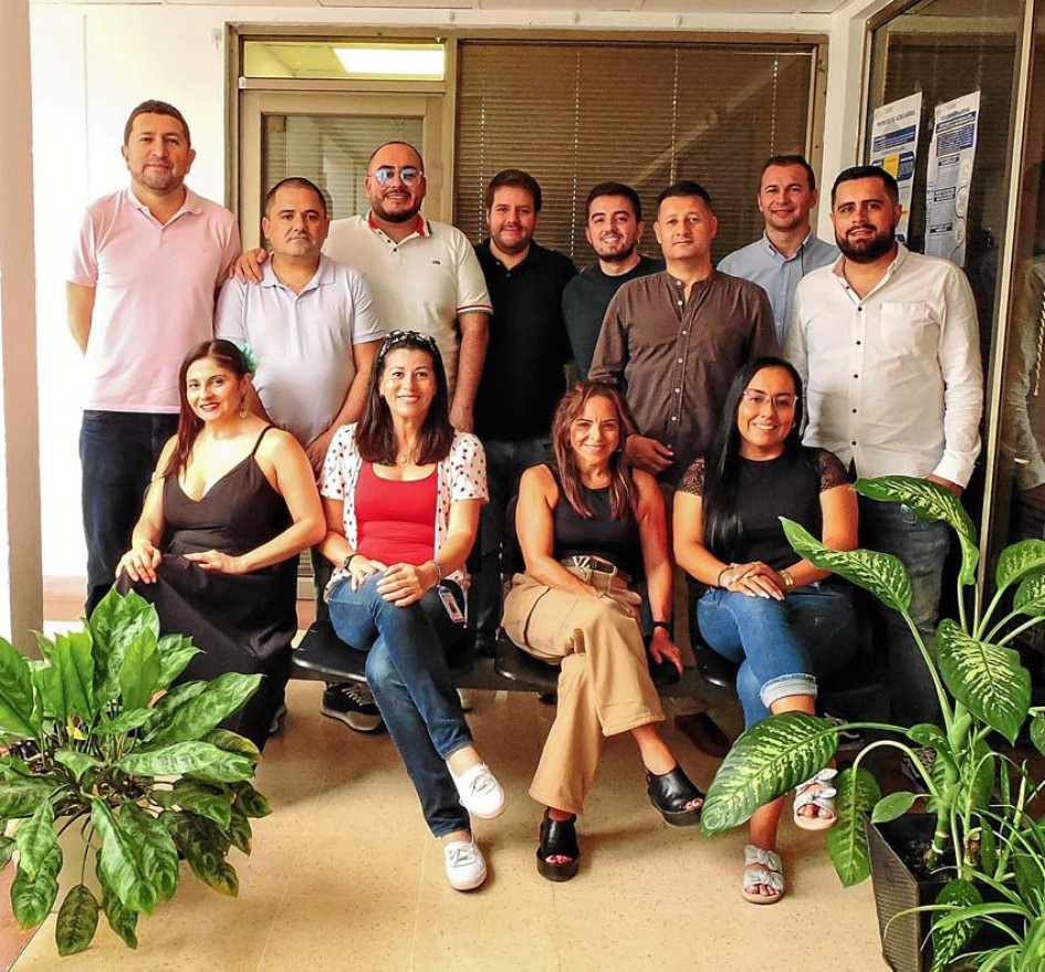 Foto | Cortesía | LA PATRIA Arriba: Norbey Henao, Nelson E. Paz, Sebastián Acevedo, Juan Manuel Montes, Santiago Trujillo, Gustavo A. Betancur, Santiago Camacho y Rodrigo Loaiza. Abajo: Paula A. Naranjo, Liliana Aguirre, Sandra del P. Zapata y Erika J. Moreno.