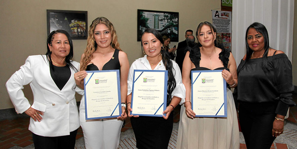 Lucía Palacio, Verónica Castaño, Laura Valentina Tapasco, Laura Marcela Henao y Esmery Rojas.