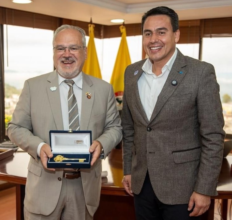 Sylvain Itté, embajador de Francia en Colombia, y Jorge Eduardo Rojas, alcalde de Manizales.