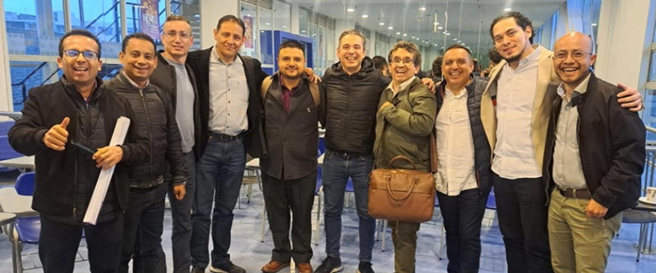 Foto | Rubén Darío López | LA PATRIA Víctor Hugo Mancera (Idecut), Wílder Román (Banda Departamental del Huila), Juan Pablo Noreña (Banda Municipal de Pereira), Osvaldo León (Banda Sinfónica de Cundinamarca), Rubmarth López Toro (Banda Municipal de Manizales), Guillermo Gordillo (Banda de Santander), Jorge Enrique Sossa (Coordinador del grupo de música del Plan Nacional de Música para la Convivencia), Germán Hernández (Banda Nacional de Colombia), Miguel Santiago López (Banda departamental del Valle), y Car