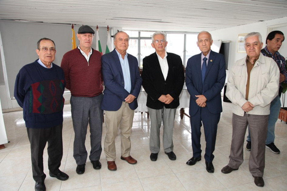 Javier Sánchez, Germán Ocampo, Albeiro Valencia Llano, José Germán Hoyos, Óscar Gaviria y Fabio Vélez.