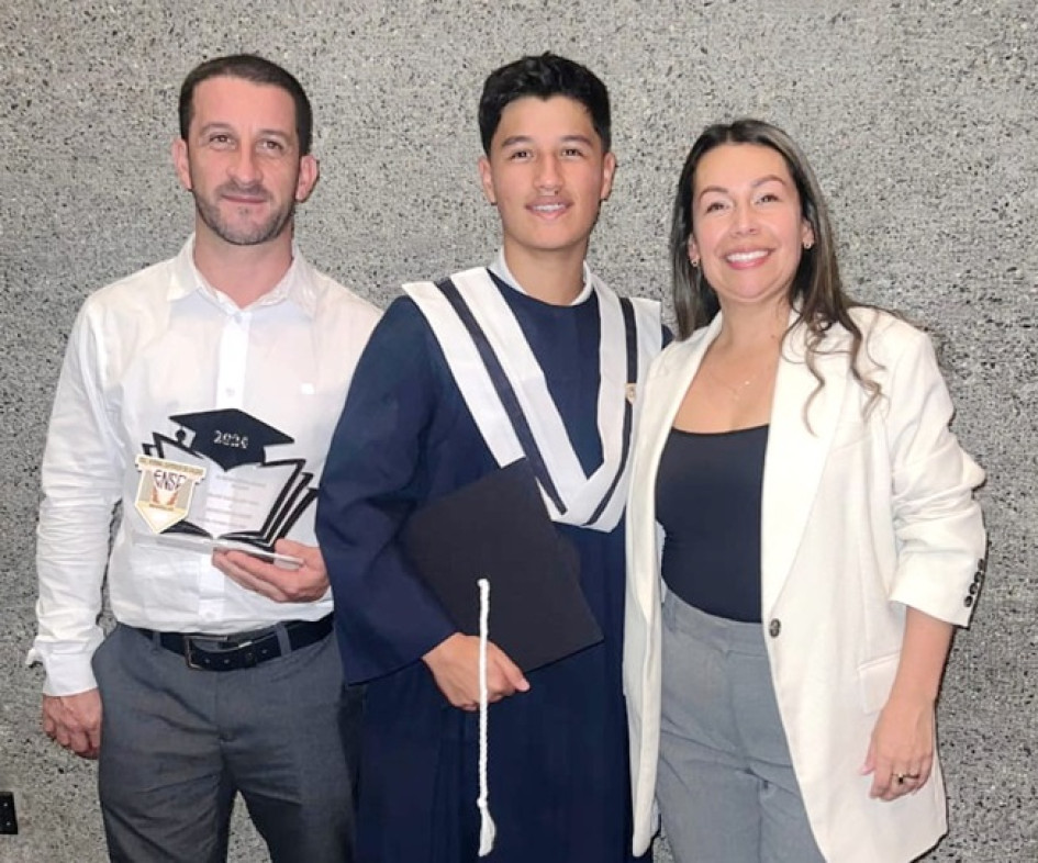 Wilson García Buitrago, Jacobo García Cedeño y Mariana Cedeño Ramírez.