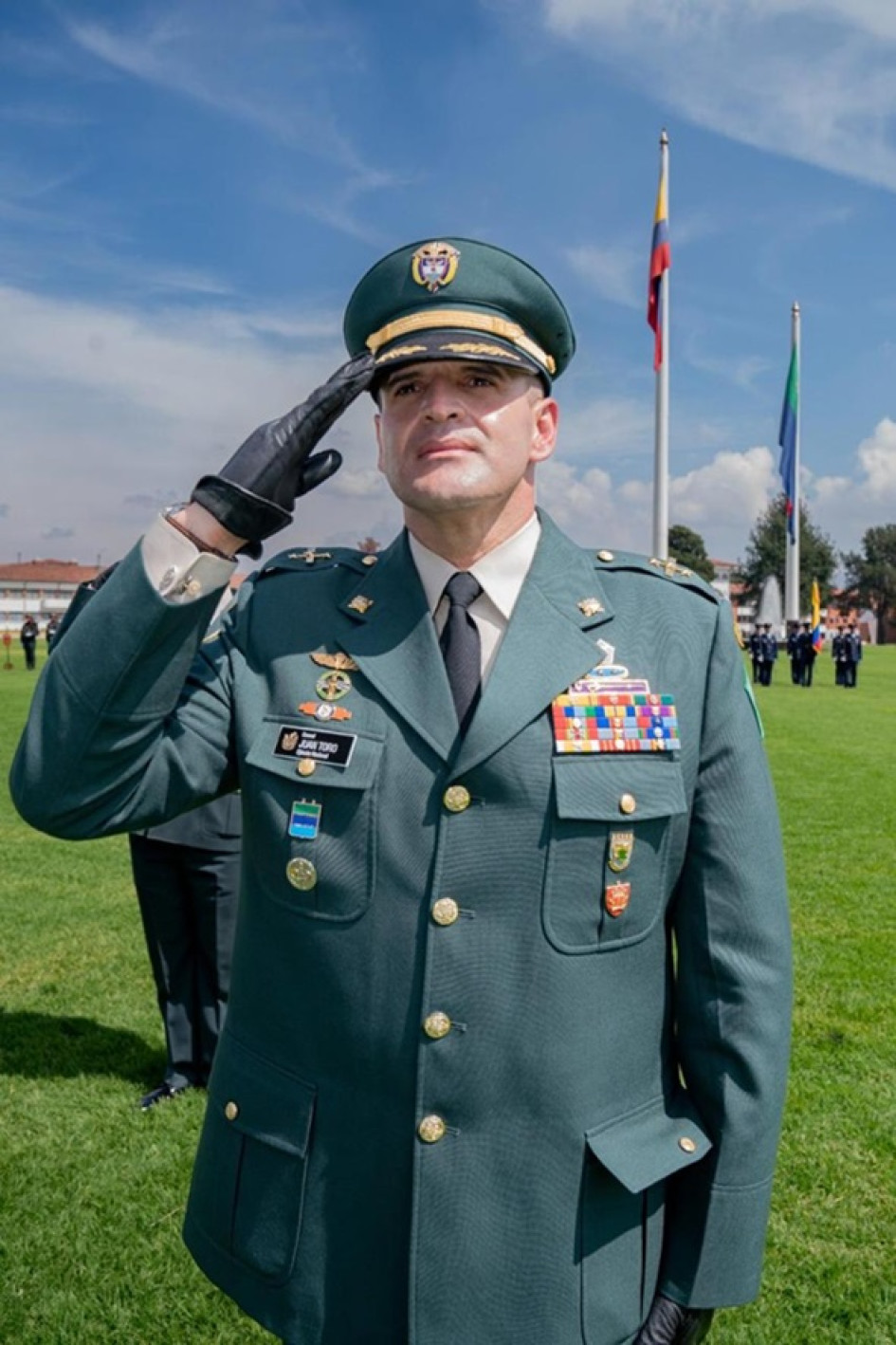 Juan Gabriel Toro Botero, natural de Manzanares (Caldas), recibió su ascenso a Coronel del Ejército Nacional.